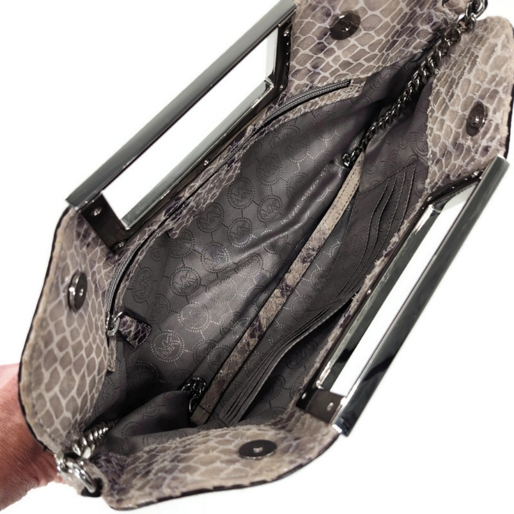 Michael Kors Berkley Pearl Grey & Cream Python Leather Clutch Or Shoulder Bag - Picture 8 of 16